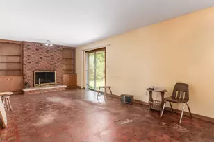 1372 Bellflower Ave, Columbus, OH 43204 - Photo 6