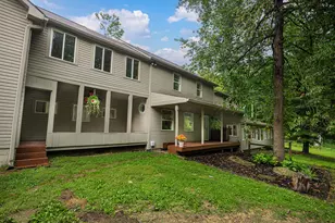 28091 McKee Rd, Frazeysburg, OH 43822 - Photo 2