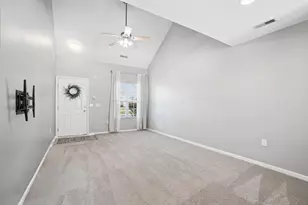 7147 Colonial Affair Dr, New Albany, OH 43054 - Photo 2