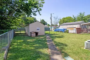 1059 Lawrence Dr, Columbus, OH 43207 - Photo 4