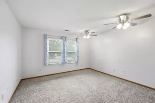786 Crevis Ln, Columbus, OH 43228 - Photo 12