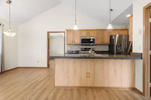 1297 Amberlea Dr E, Columbus, OH 43230 - Photo 16