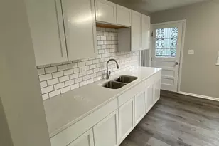 3352 Norwalk Rd, Columbus, OH 43207 - Photo 2
