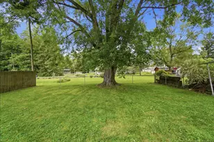 1027 N Burnett Rd, Springfield, OH 45503 - Photo 26