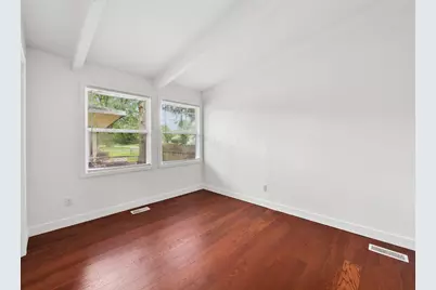 2450 Bristol Road, Columbus, OH 43221 - Photo 20