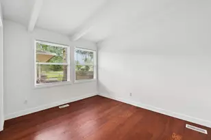 2450 Bristol Rd, Columbus, OH 43221 - Photo 20