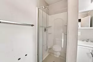 879 Sullivant Ave, Columbus, OH 43223 - Photo 18