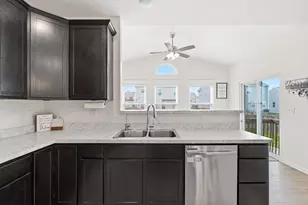 5303 Karst Cir, Ashville, OH 43103 - Photo 14