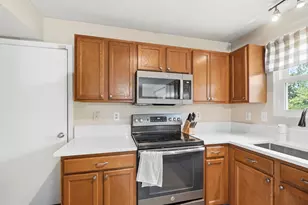 6430 Riverstone Dr, Columbus, OH 43228 - Photo 10