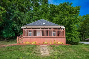 2695 Linden Ave, Zanesville, OH 43701 - Photo 2