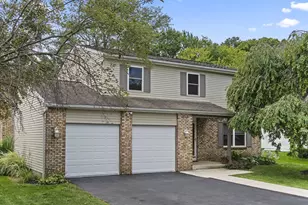 1993 Charmingfare St, Columbus, OH 43228 - Photo 1