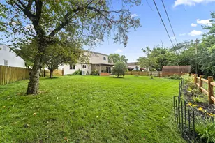 1993 Charmingfare St, Columbus, OH 43228 - Photo 46