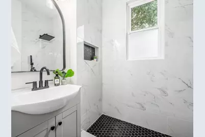 344 E Whittier Street, Columbus, OH 43206 - Photo 24
