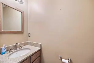 8459 Juniper Dr, Lewis Center, OH 43035 - Photo 20