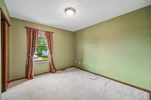 8459 Juniper Dr, Lewis Center, OH 43035 - Photo 28