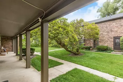 1642 Cindy Court #1642, Columbus, OH 43232 - Photo 2