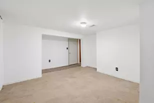 2802 Wildwood Rd, Columbus, OH 43231 - Photo 32