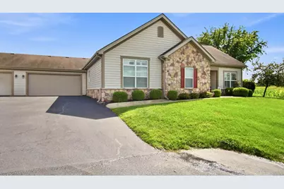 5339 W Sheffield Circle, Zanesville, OH 43701 - Photo 2