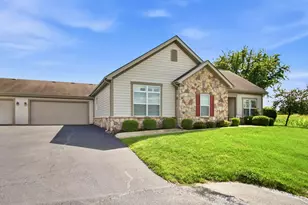 5339 W Sheffield Cir, Zanesville, OH 43701 - Photo 2