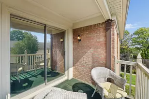 991 Manor Ln, Columbus, OH 43221 - Photo 20