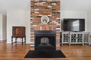 991 Manor Ln, Columbus, OH 43221 - Photo 16