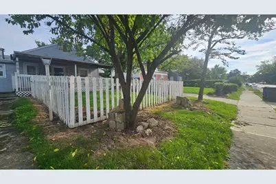 818 E Weber Road, Columbus, OH 43211 - Photo 2