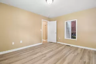 185 W Locust St, Newark, OH 43055 - Photo 12