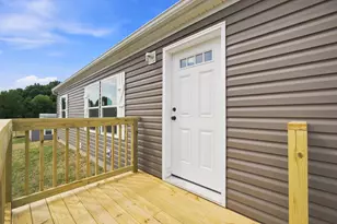 18430 Laurel St, Laurelville, OH 43135 - Photo 2