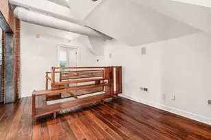 36 E Kossuth St, Columbus, OH 43206 - Photo 8