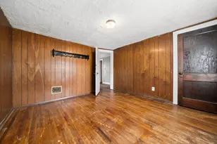1436 S Champion Ave, Columbus, OH 43206 - Photo 8