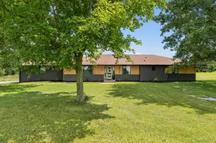 2017 Hazelton-Etna Rd SW, Pataskala, OH 43062 - Photo 4