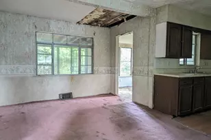 236 W Singer St, Springfield, OH 45506 - Photo 4