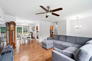 3850 Chickory Ave, Columbus, OH 43230 - Photo 4