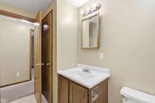 650 Stambaugh Ave, Columbus, OH 43207 - Photo 22