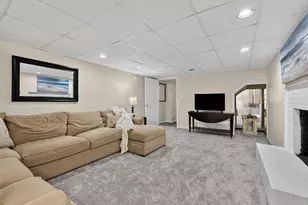 165 E College Ave, Westerville, OH 43081 - Photo 30