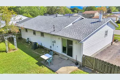 6075 Burnley Square E, Columbus, OH 43229 - Photo 44