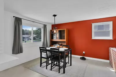 6075 Burnley Square E, Columbus, OH 43229 - Photo 14