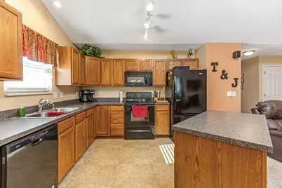 381 Sycamore Drive, Circleville, OH 43113 - Photo 18