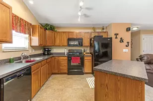 381 Sycamore Dr, Circleville, OH 43113 - Photo 18