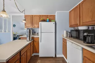 899 W Stephen Dr W, Columbus, OH 43204 - Photo 8