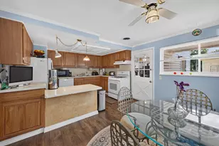 899 W Stephen Dr W, Columbus, OH 43204 - Photo 6