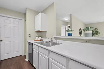 6767 Meadow Creek Drive #104, Columbus, OH 43235 - Photo 6