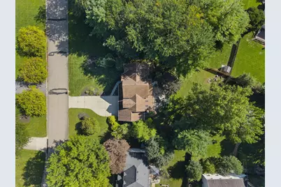 8860 Shenandoah Drive NW, Pickerington, OH 43147 - Photo 2