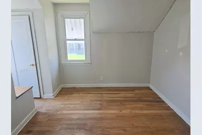 260 W Angle Avenue, Logan, OH 43138 - Photo 10