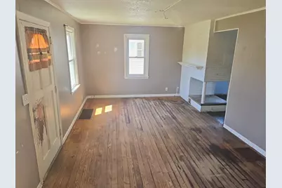 260 W Angle Avenue, Logan, OH 43138 - Photo 8