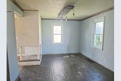 260 W Angle Avenue, Logan, OH 43138 - Photo 6