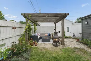 614 E Royal Forest Blvd, Columbus, OH 43214 - Photo 40