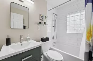 614 E Royal Forest Blvd, Columbus, OH 43214 - Photo 14