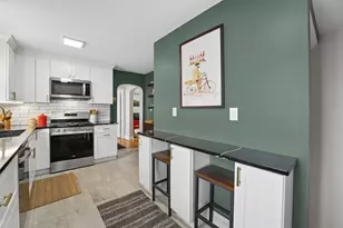 614 E Royal Forest Blvd, Columbus, OH 43214 - Photo 14