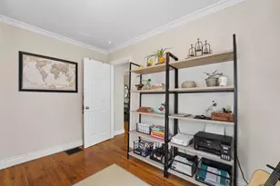614 E Royal Forest Blvd, Columbus, OH 43214 - Photo 18